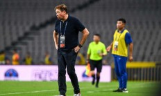 爱游戏网页版入口-包含球员口角升级，导致比赛氛围紧张的词条