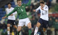 爱游戏体育下载-波兰国家队在欧预赛中遭遇落败