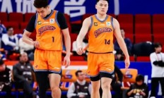 爱游戏入口-包含超级对决：双方势均力敌，胜负难料的词条