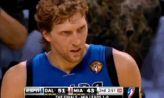 爱游戏官网网页版入口-小牛年轻后卫有进步，展现出潜力赢得认可的简单介绍