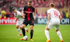 爱游戏入口-沃尔夫斯堡力克勒沃库森，取得三连胜的简单介绍