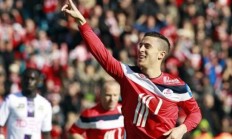 关于亚眠主场大胜里尔，喜迎胜利的信息