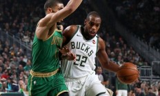 爱游戏登录入口-包含澳大利亚职业篮球联赛战罢，雄鹿重返榜首位置的词条