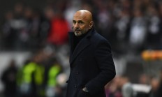 爱游戏登录入口-斯帕尔主帅赞誉球队表现，期待下场比赛