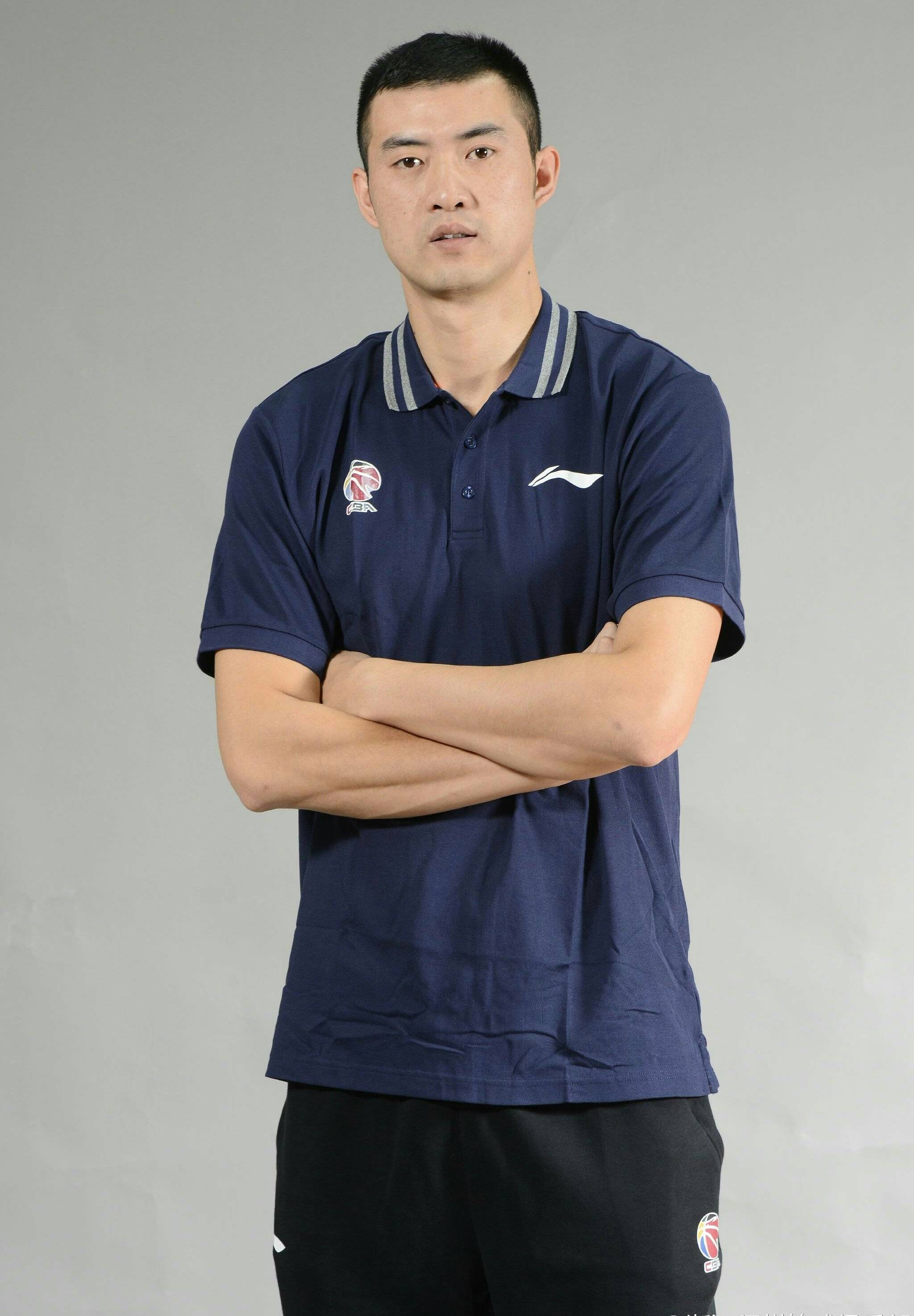 包含男篮主教练宣布将引进海外球员，提升实力的词条