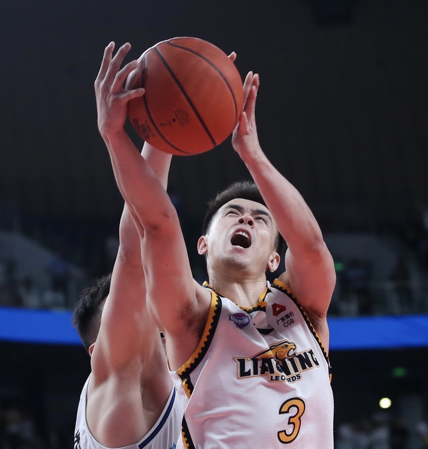 关于赵继伟CBA赛季表现稳定，带领北京队战绩稳步提升的信息