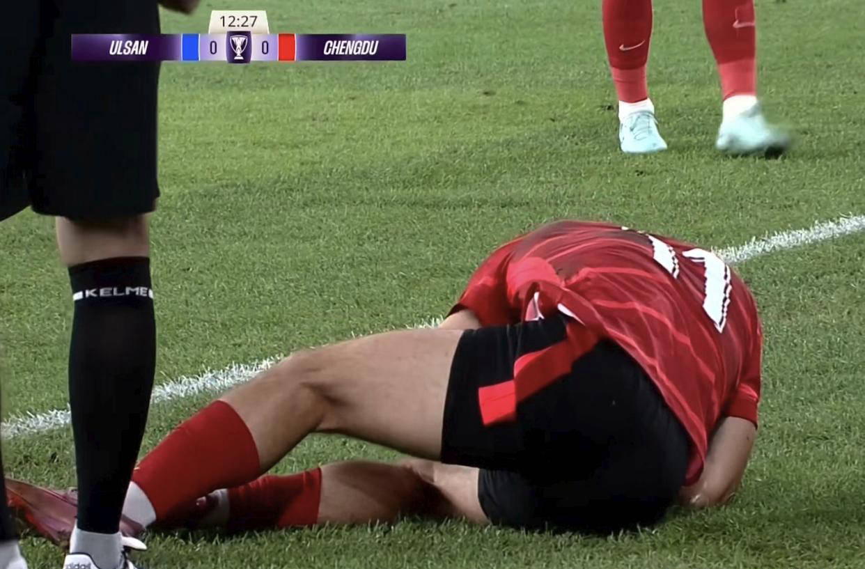 中锋球员受伤无法参加冠军联赛，球队困境