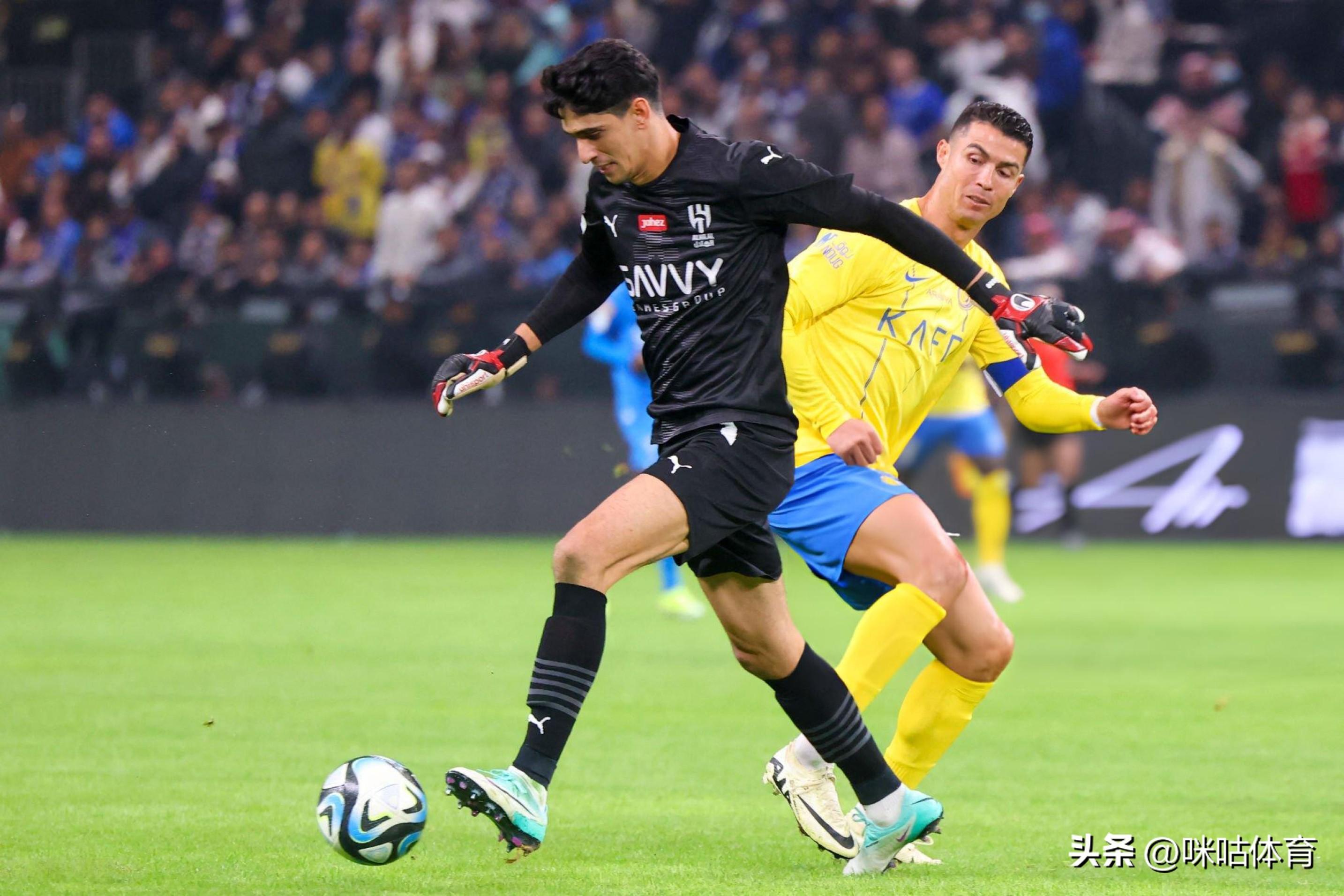 曼城八强晋级,主场力挺轻松取胜 曼城八强晋级,主场力挺轻松取胜