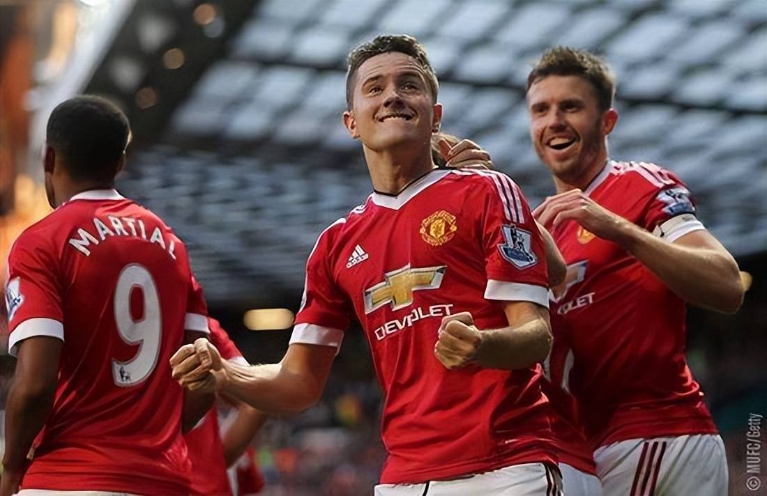 关于里尔客场大胜尼姆,稳居积分榜前列的信息 关于里尔客场大胜尼姆,稳居积分榜前列的信息