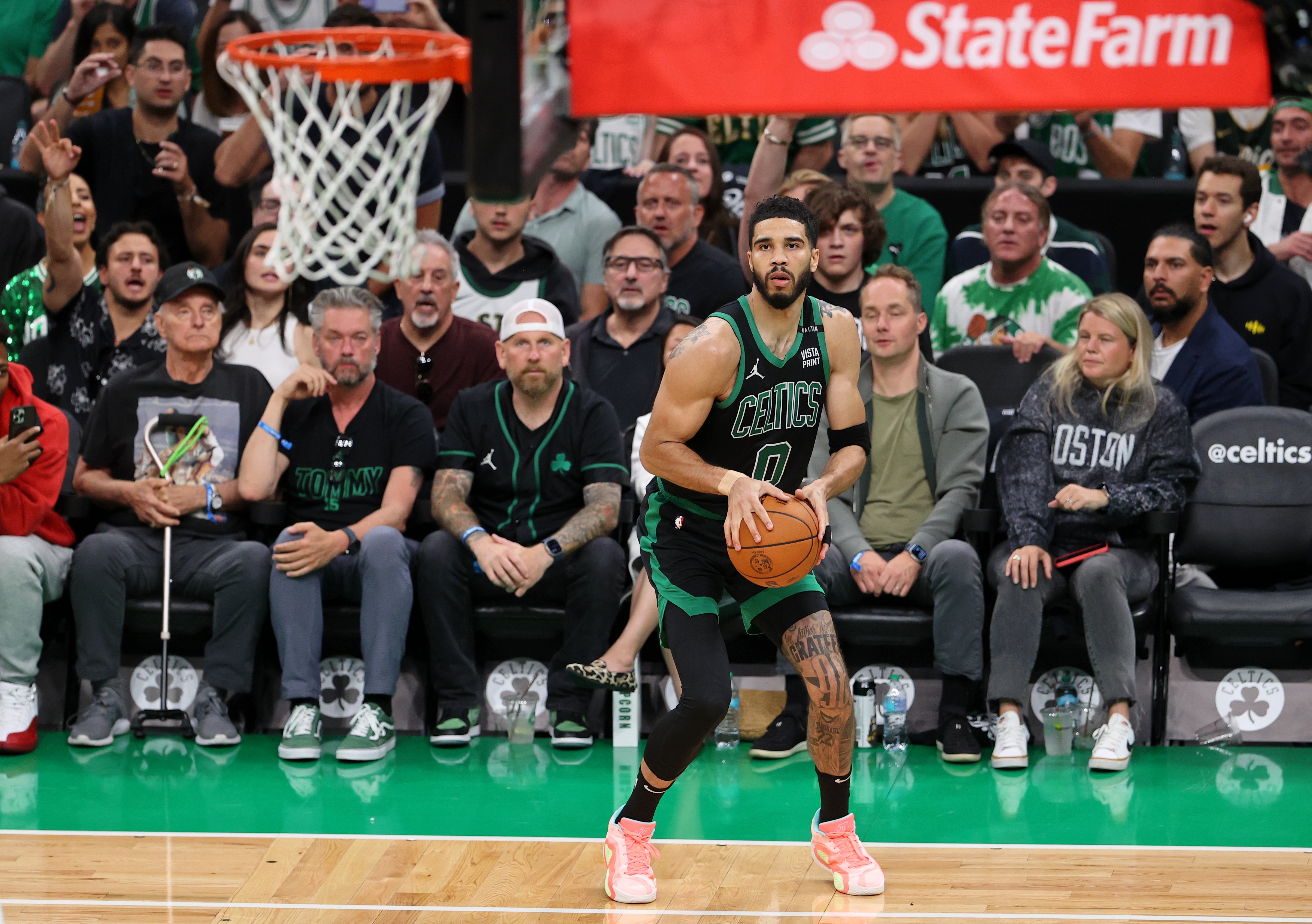 包含凯尔特人负于老鹰,塔图姆力挽狂澜的词条 包含凯尔特人负于老鹰,塔图姆力挽狂澜的词条