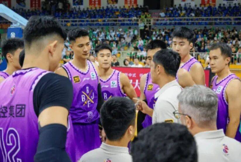 山西男篮逆转贵州队成功晋级八强 山西男篮逆转贵州队成功晋级八强